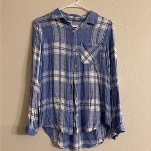 5/$55 !! 🔥 Thread and supply Blue Plaid Button-Up Shirt